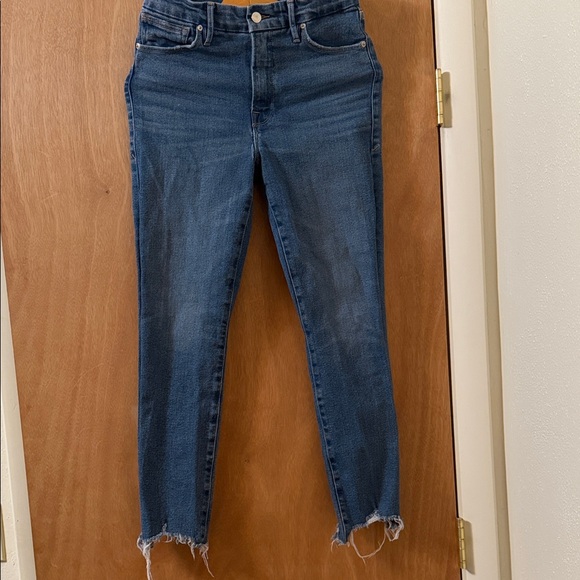 Good American good legs cigarette style GLSPL67T in Blue 842 raw hem ankle Jean - Picture 2 of 6